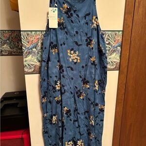 Chic Floral Maxi Jump Suit in Blue